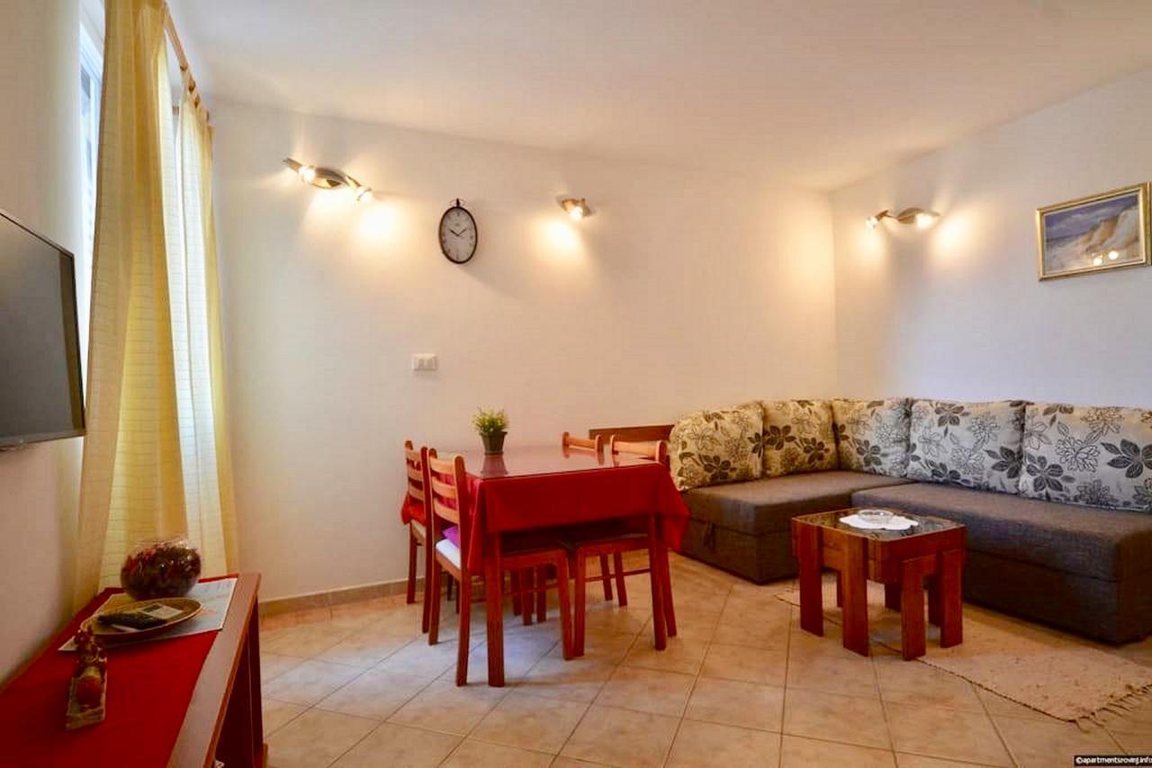 Apartment Dana Rovinj Exterior foto